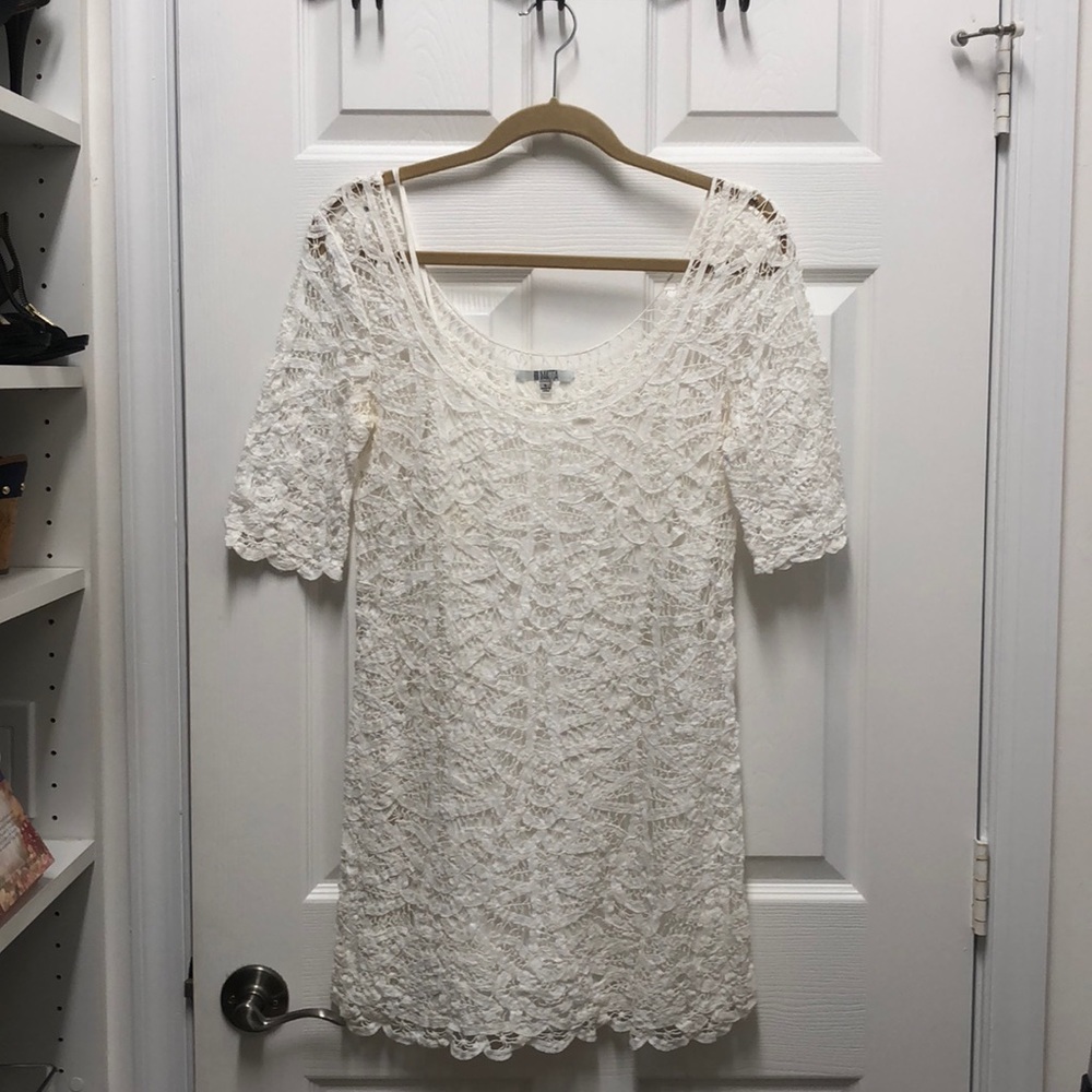 BB Dakota size 4 women’s lace dress